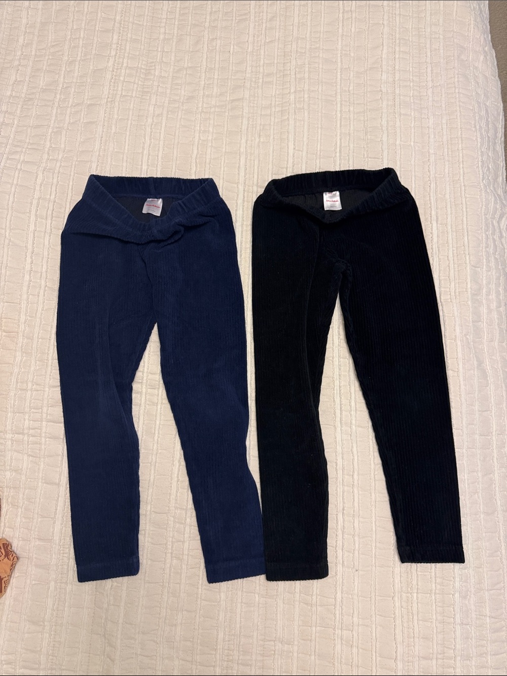 Never worn Hanna Andersson Navy and Black Ribbed Leggings Sz 5 Duo